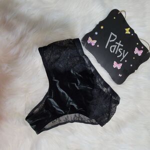 1365 MEDIUM Victoria's secret velvet high waist Cheeky NWT